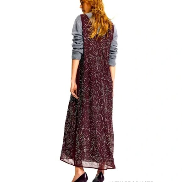 Elegant Purple Beaded Dress - Picture 2 of 9